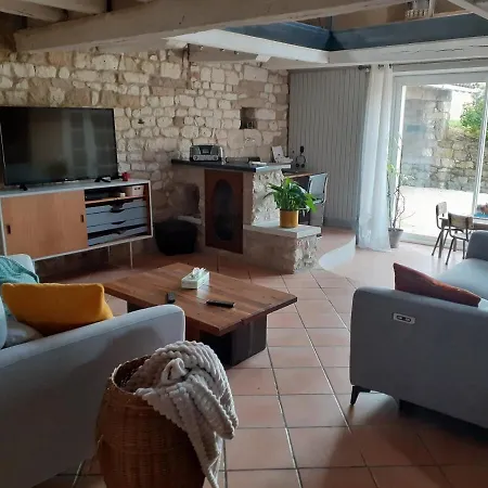 Maison De Campagne * Castelnau-de-Montmiral